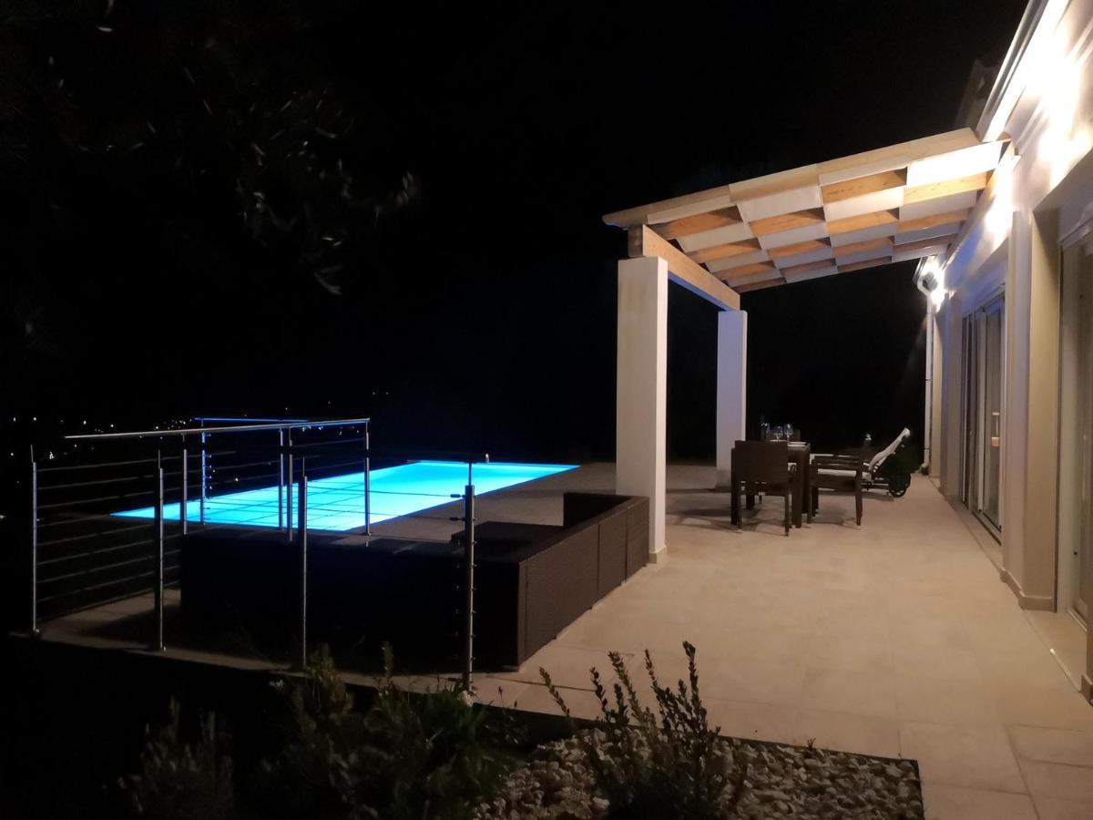 Sunset Sea View Villa 1 Агиос Георгиос Екстериор снимка