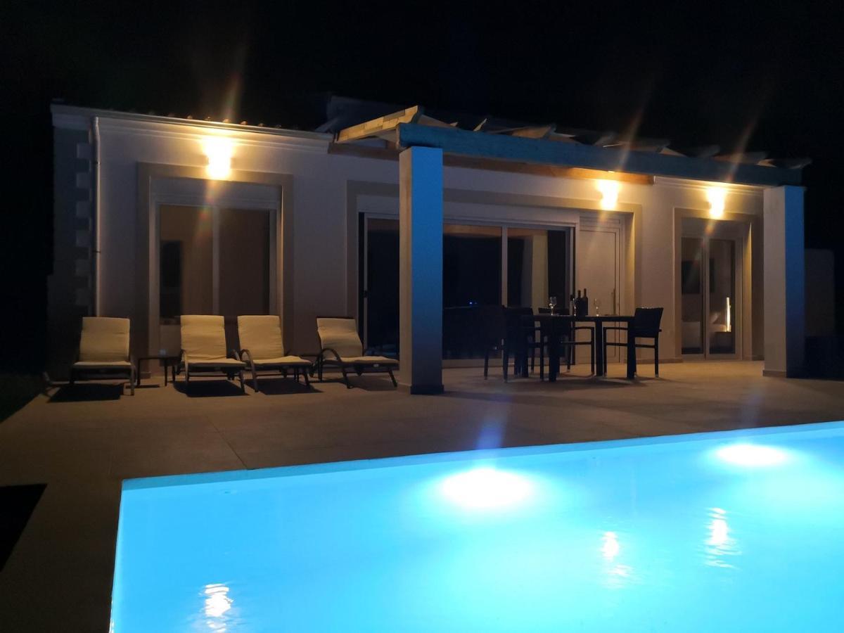Sunset Sea View Villa 1 Агиос Георгиос Екстериор снимка