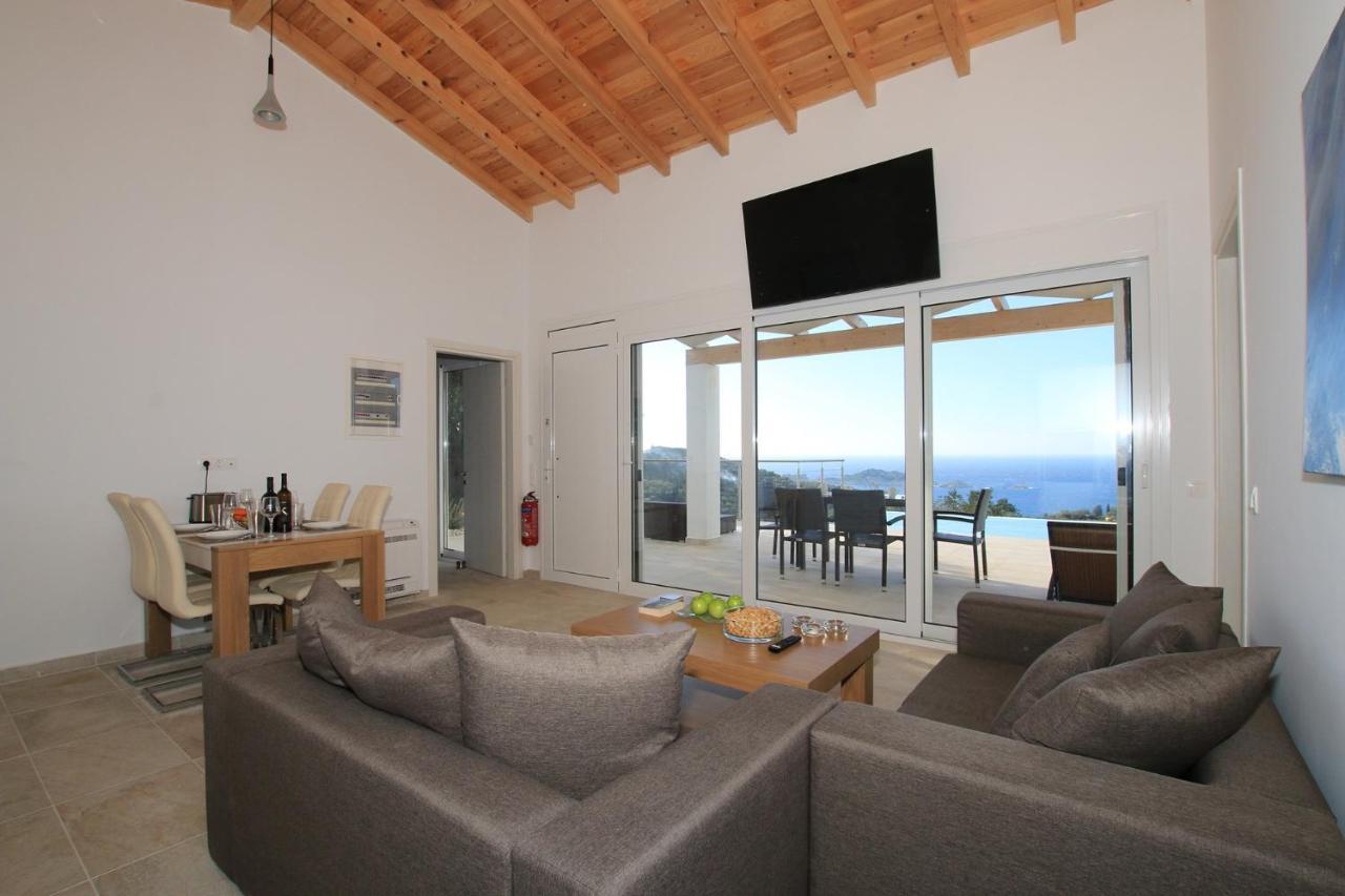 Sunset Sea View Villa 1 Агиос Георгиос Екстериор снимка